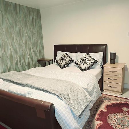 Perfect For Exploring Birmingham Apartment Exterior foto